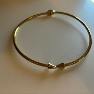 Arrow Choker